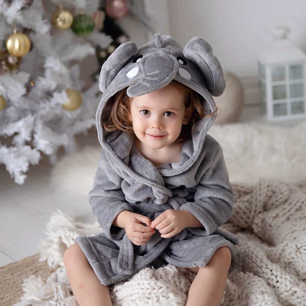 Elephant bathrobe with the name of a little girl